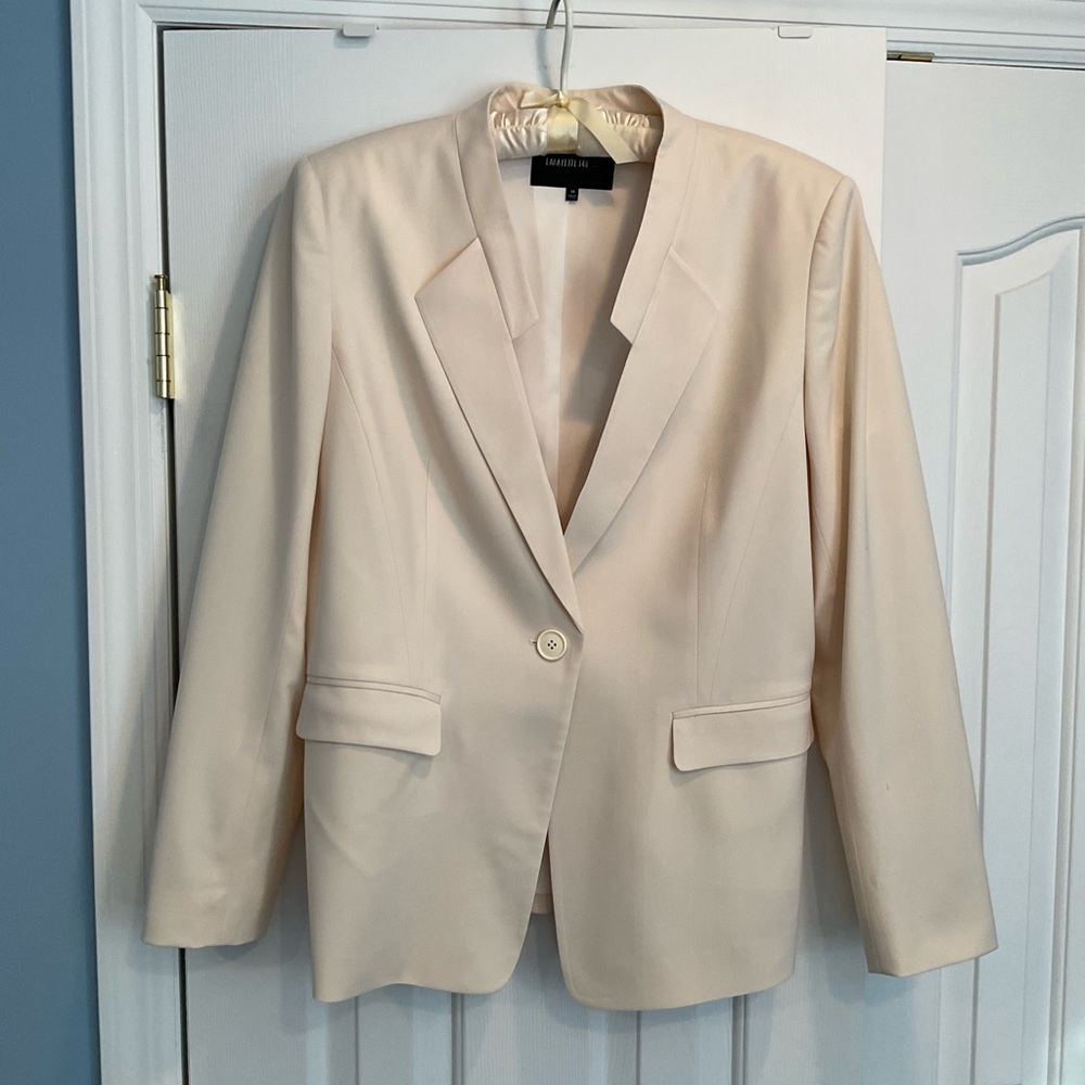 Lafayette 148 Cream Single Breasted Blazer